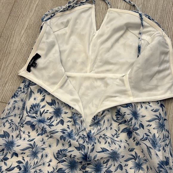 Lulus Stunning Shine White Floral Print Halter Blue white Mini Dress size small - Picture 8 of 14